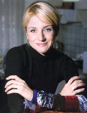 Sanatçı ve anne Buket Dereoğlu Anne Adaylarına destek verdi.